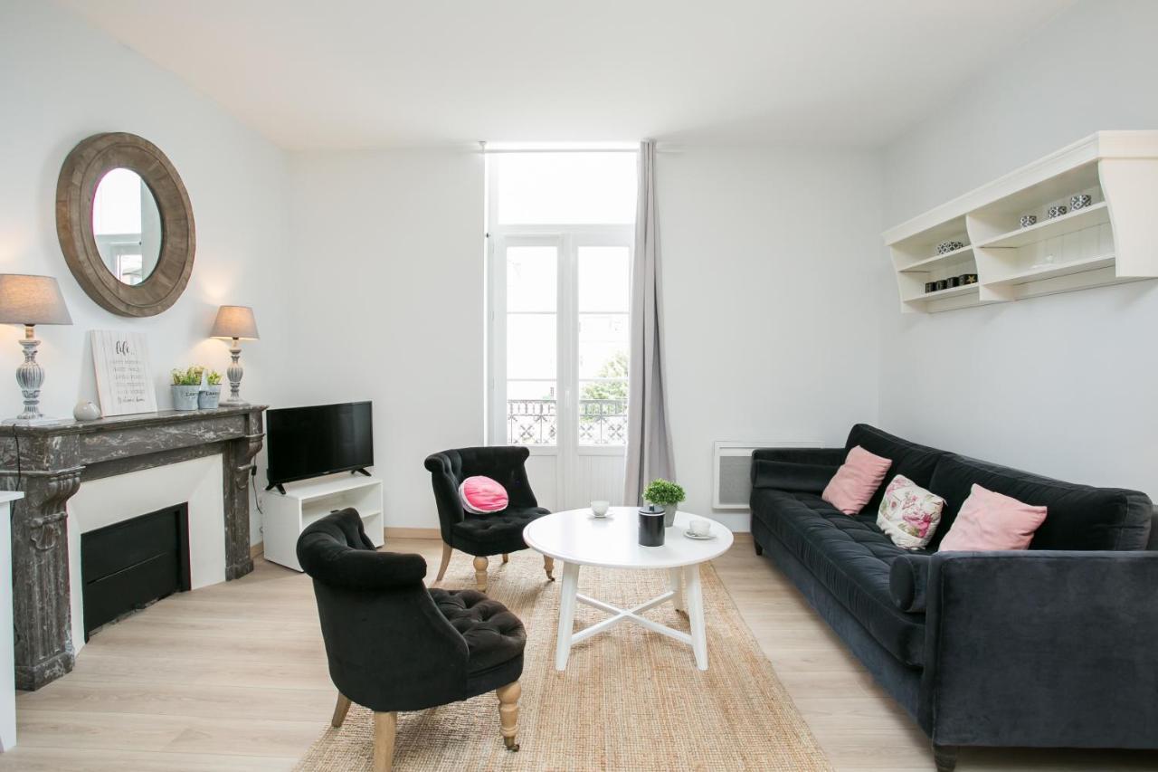 Logis Des Halles Du Coderc Apartment Perigueux Phòng bức ảnh