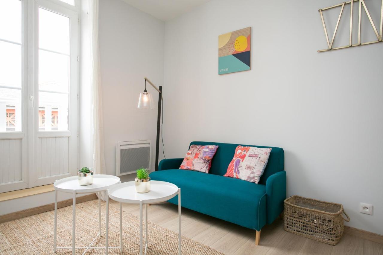 Logis Des Halles Du Coderc Apartment Perigueux Phòng bức ảnh