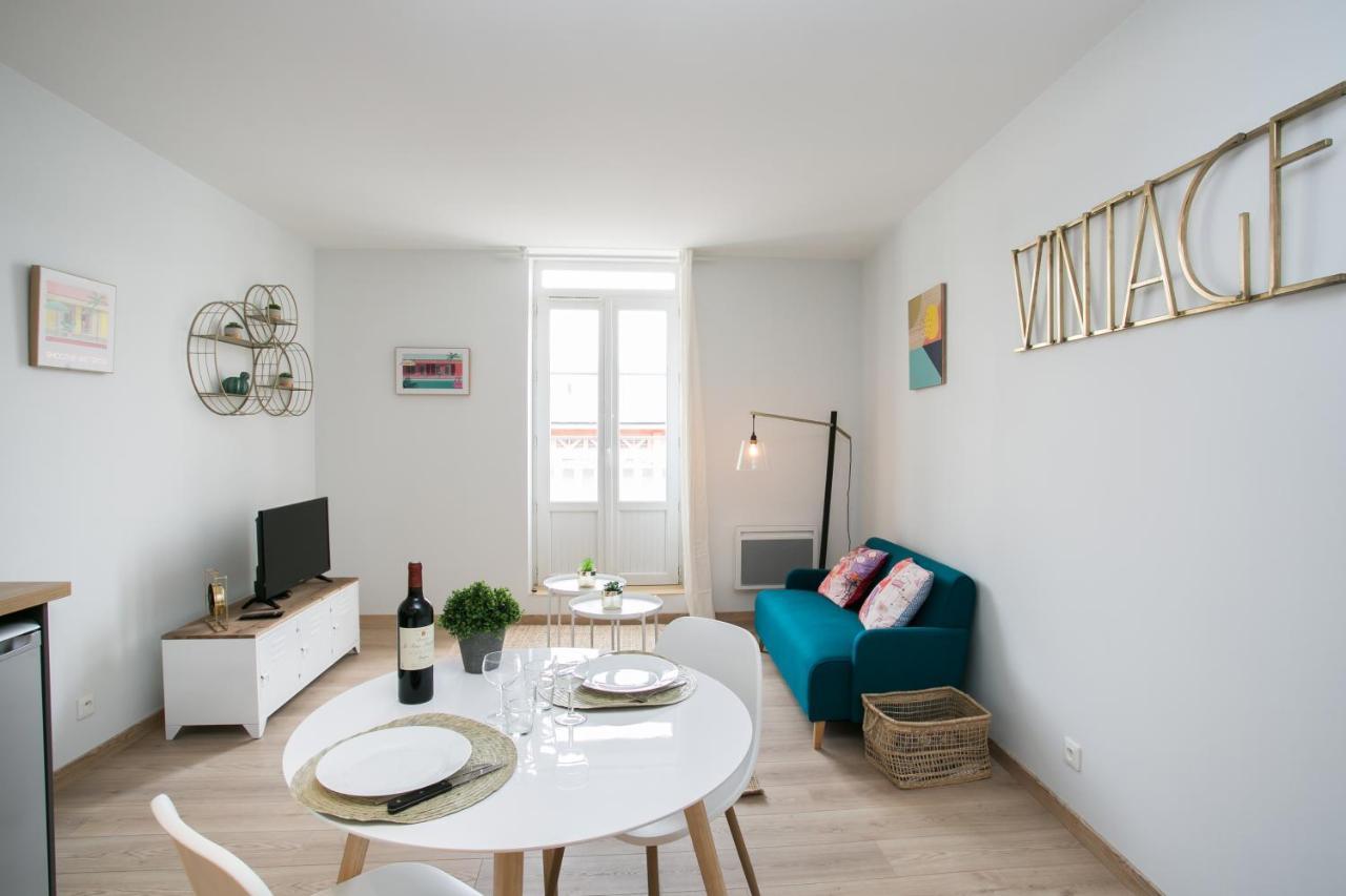Logis Des Halles Du Coderc Apartment Perigueux Phòng bức ảnh